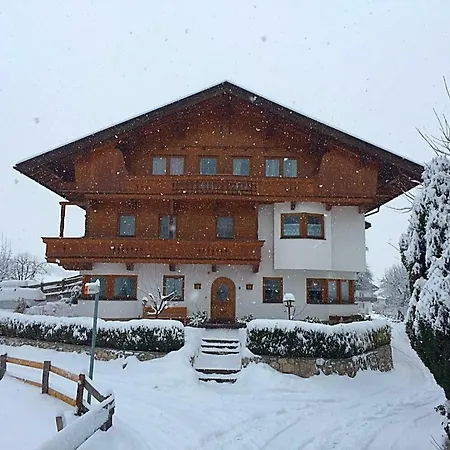 Luxner Apartmán *